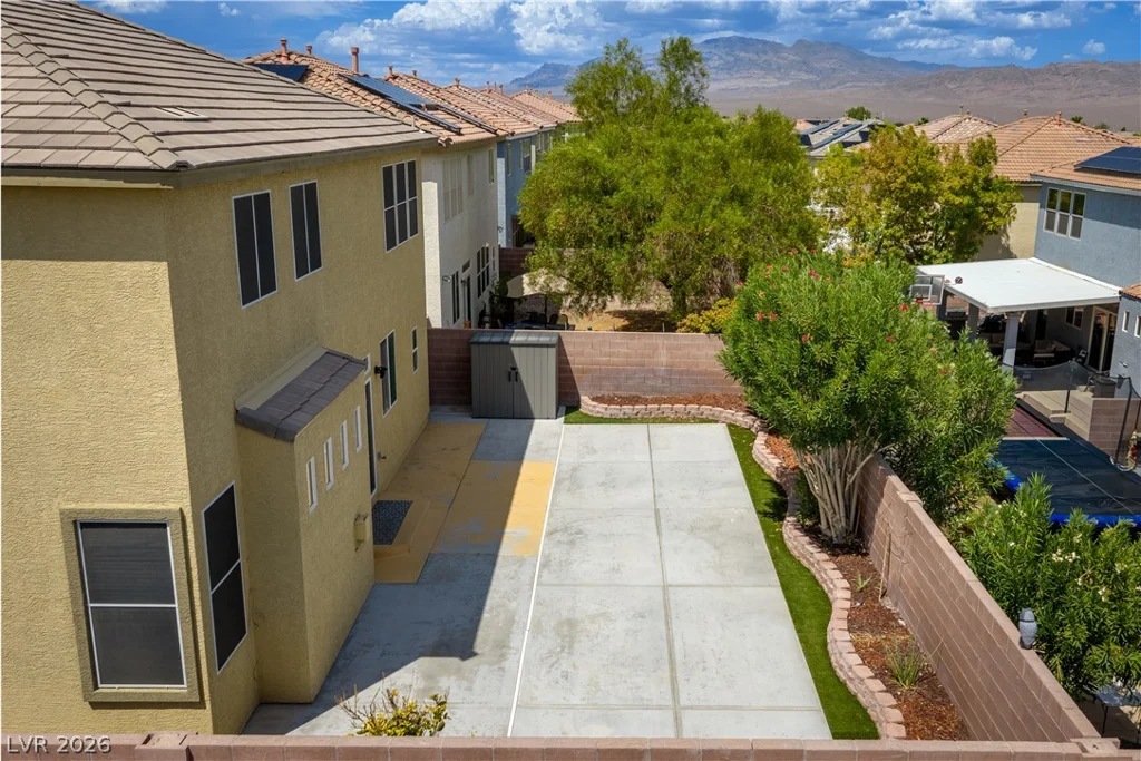 8900 Ochoa, Las Vegas, NV 89143