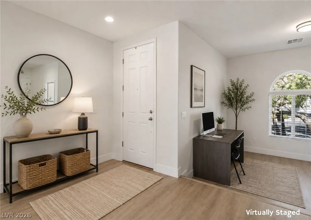 8900 Ochoa, Las Vegas, NV 89143