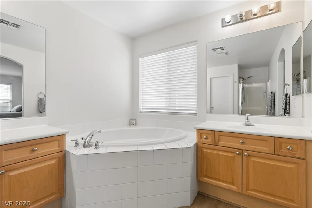 8900 Ochoa, Las Vegas, NV 89143