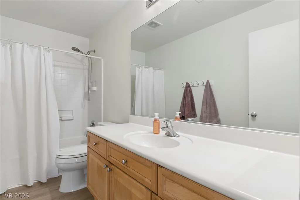 8900 Ochoa, Las Vegas, NV 89143