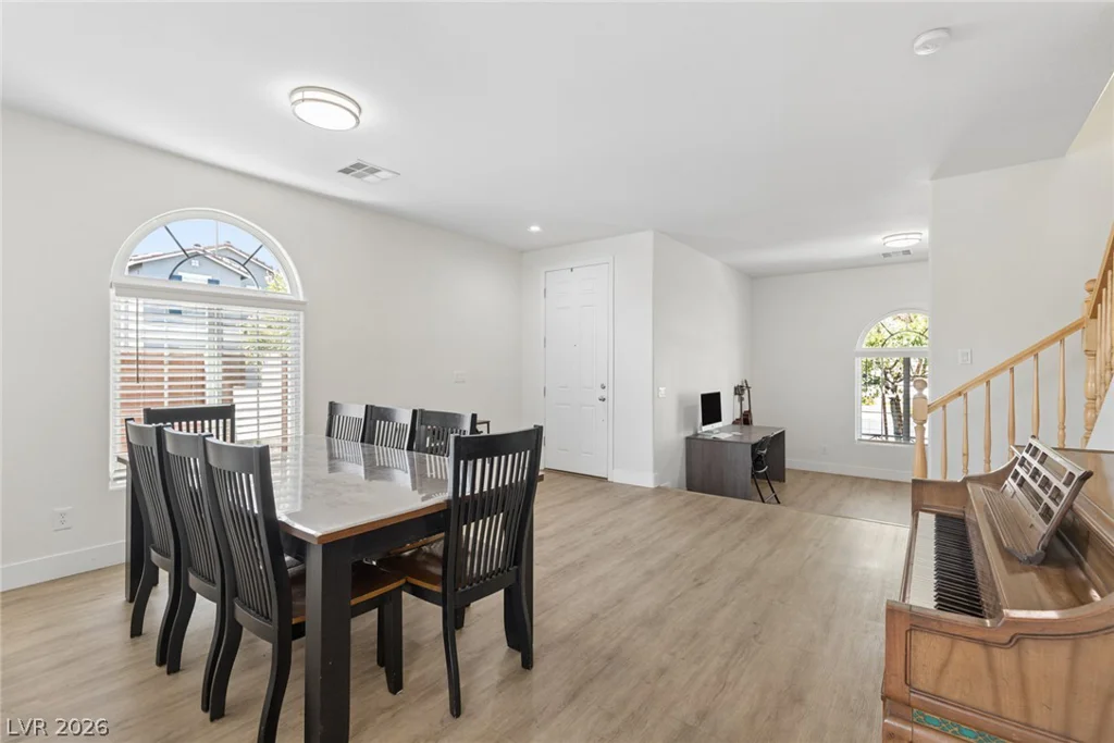 8900 Ochoa, Las Vegas, NV 89143