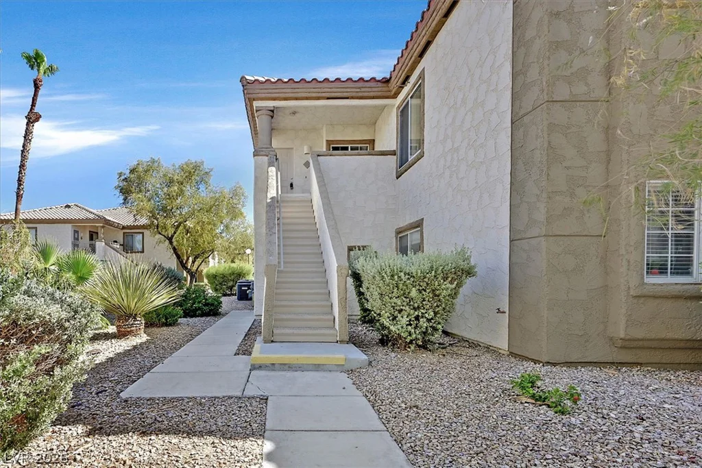 6804 Indian Chief, Las Vegas, NV 89130