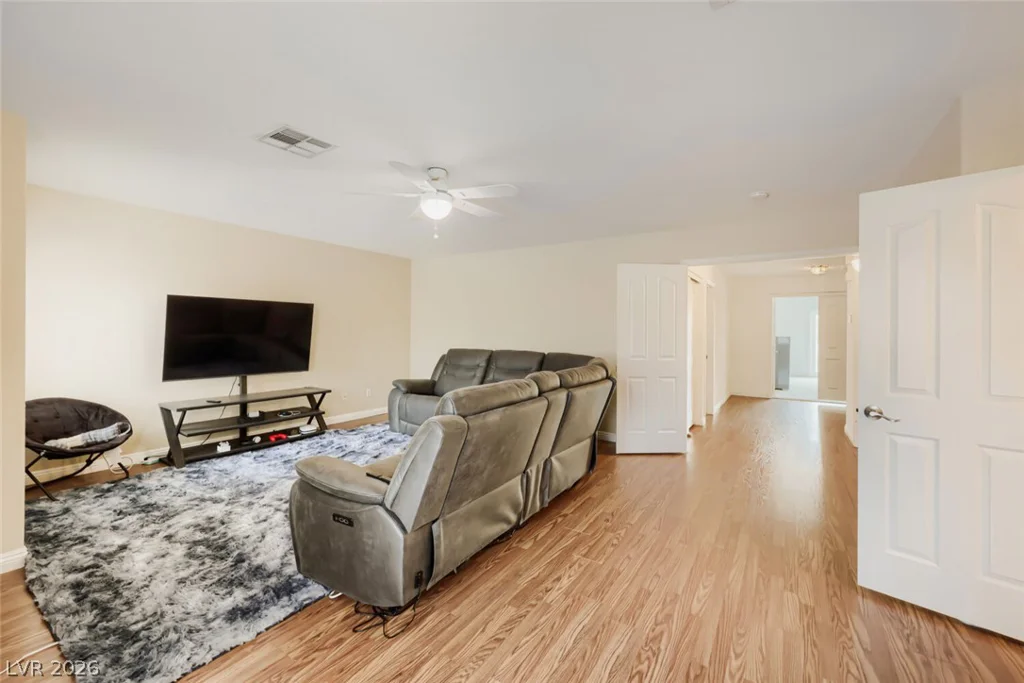 283 Grand Olympia, Henderson, NV 89012