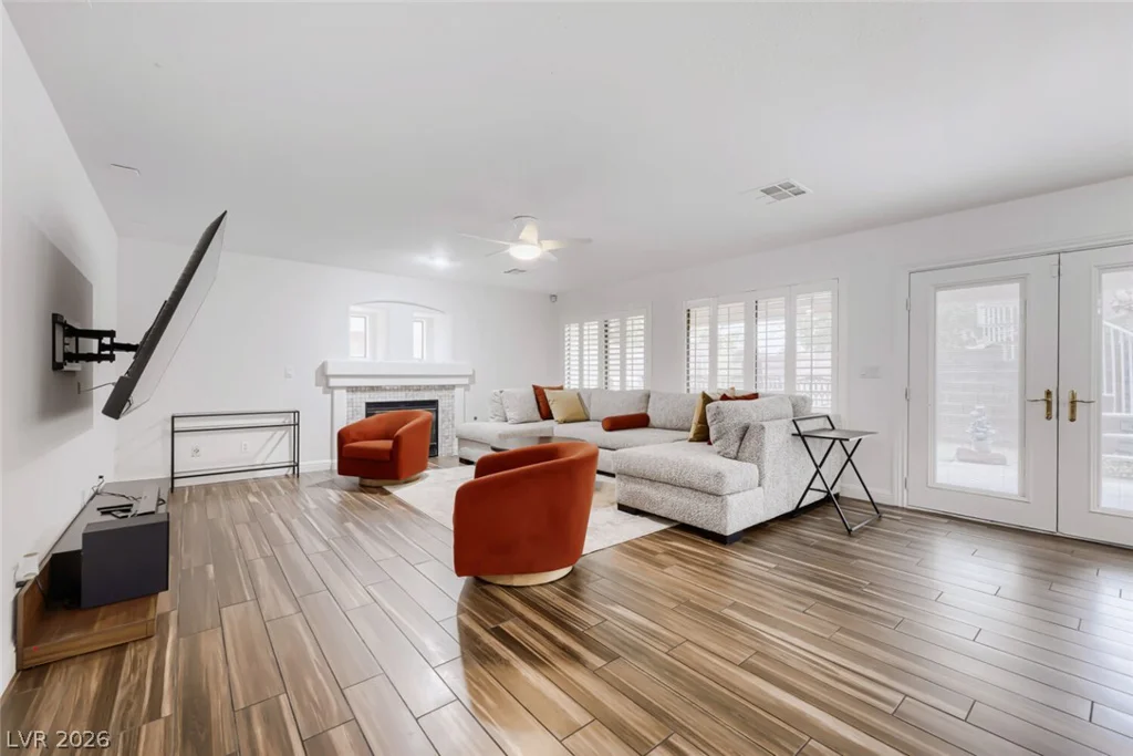 283 Grand Olympia, Henderson, NV 89012