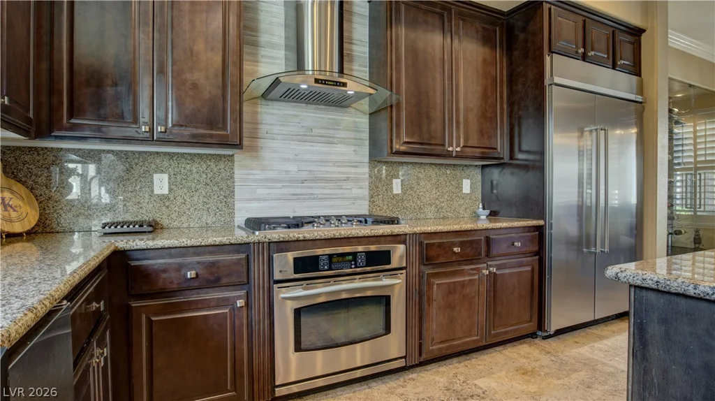 12070 Whitehills, Las Vegas, NV 89141
