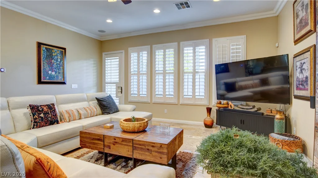12070 Whitehills, Las Vegas, NV 89141