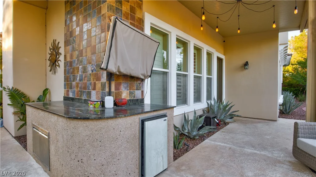 12070 Whitehills, Las Vegas, NV 89141