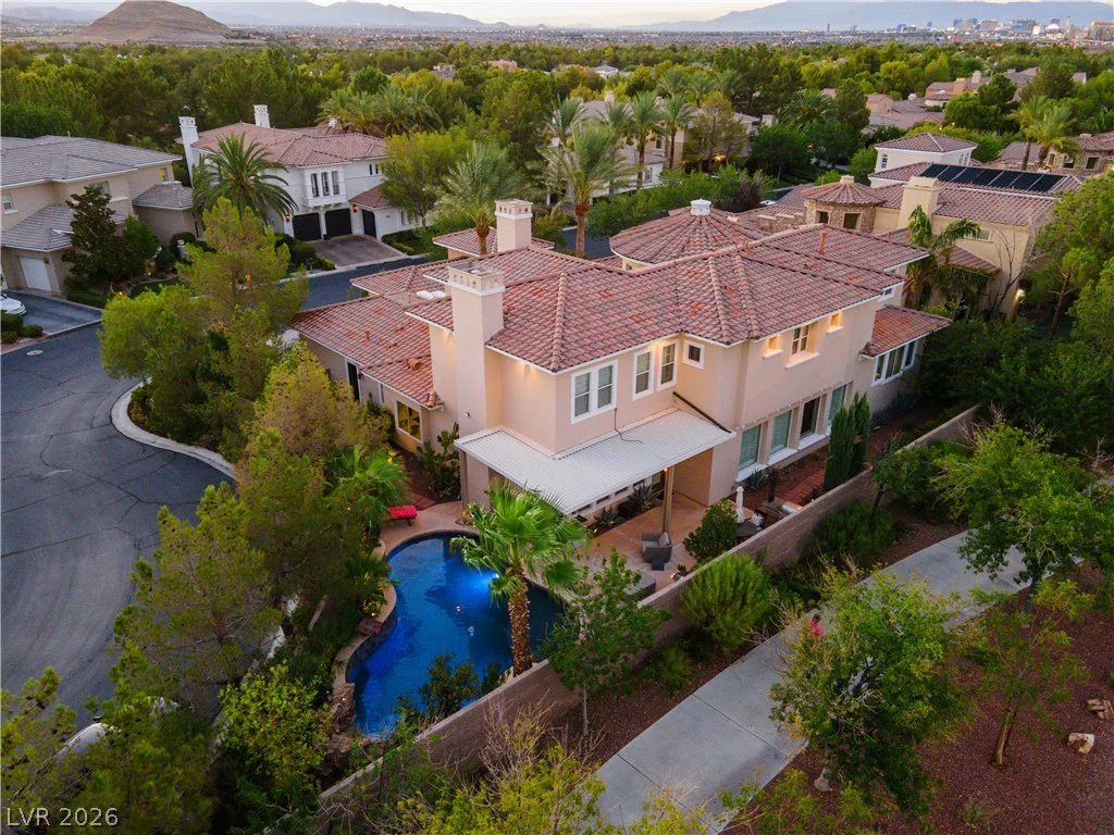 12070 Whitehills, Las Vegas, NV 89141