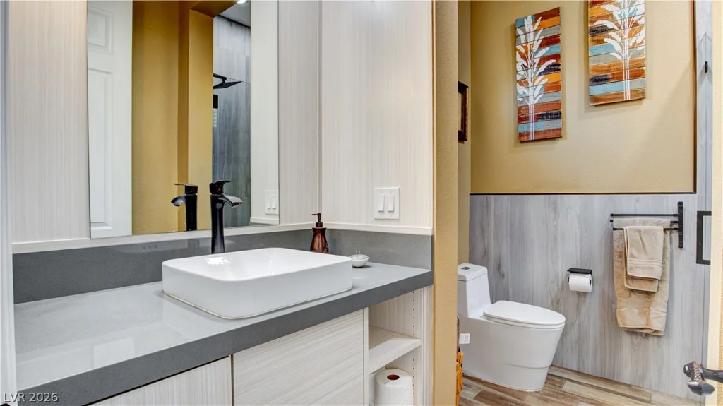12070 Whitehills, Las Vegas, NV 89141