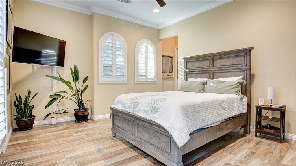 12070 Whitehills, Las Vegas, NV 89141