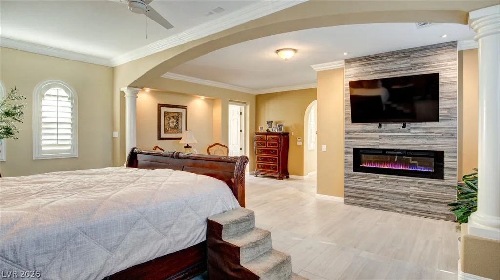 12070 Whitehills, Las Vegas, NV 89141