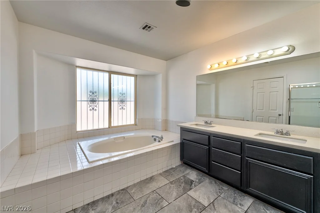 6102 Marvin, North Las Vegas, NV 89031