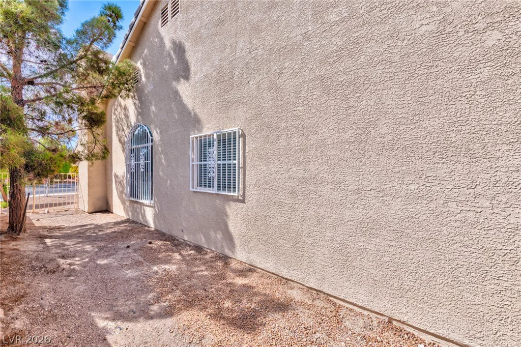 6102 Marvin, North Las Vegas, NV 89031