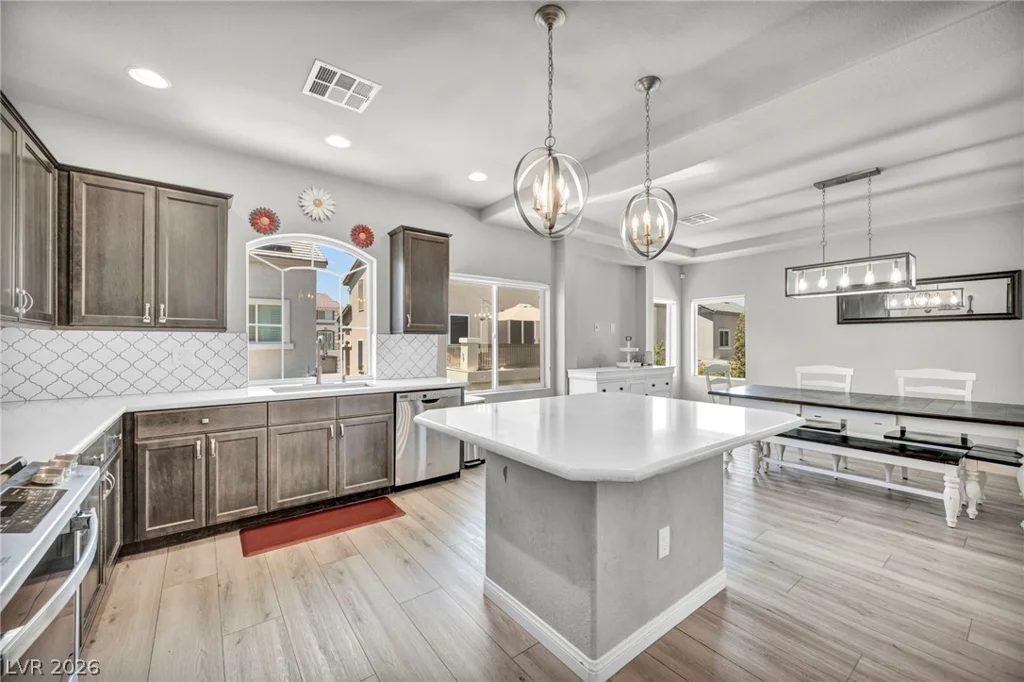 9839 Toad Hollow, Las Vegas, NV 89141