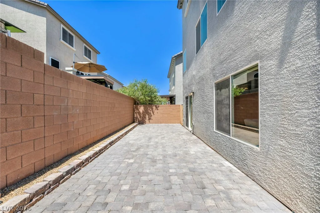 9839 Toad Hollow, Las Vegas, NV 89141