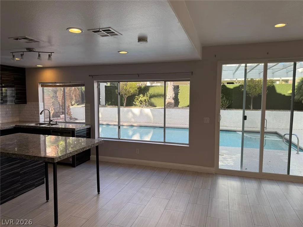 8218 Mount Nido, Las Vegas, NV 89147