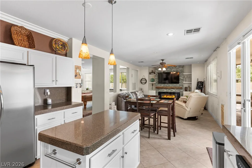 435 Manderley, Las Vegas, NV 89123