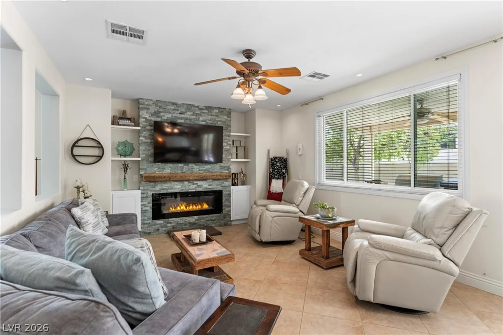 435 Manderley, Las Vegas, NV 89123