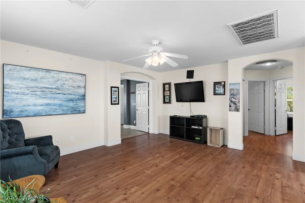 435 Manderley, Las Vegas, NV 89123