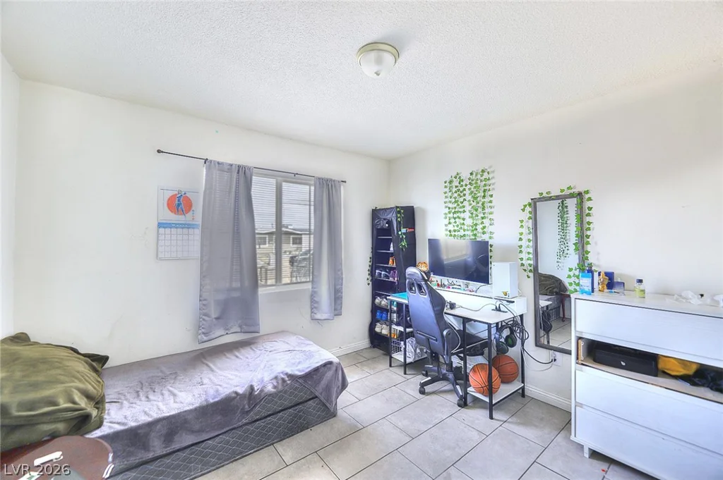 6221 Casada, Las Vegas, NV 89107