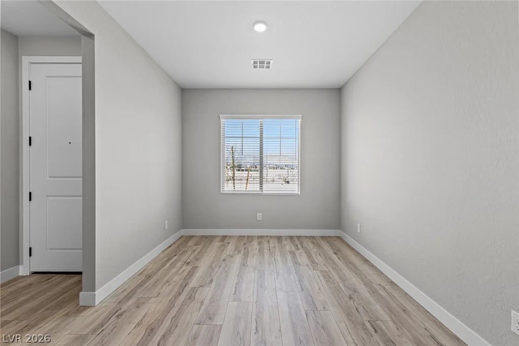 4520 Cave Lake, North Las Vegas, NV 89032