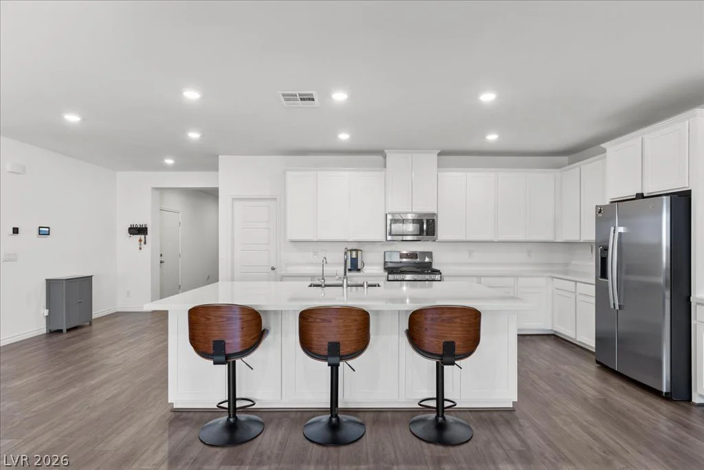 10006 Joshua Foothills, Las Vegas, NV 89178