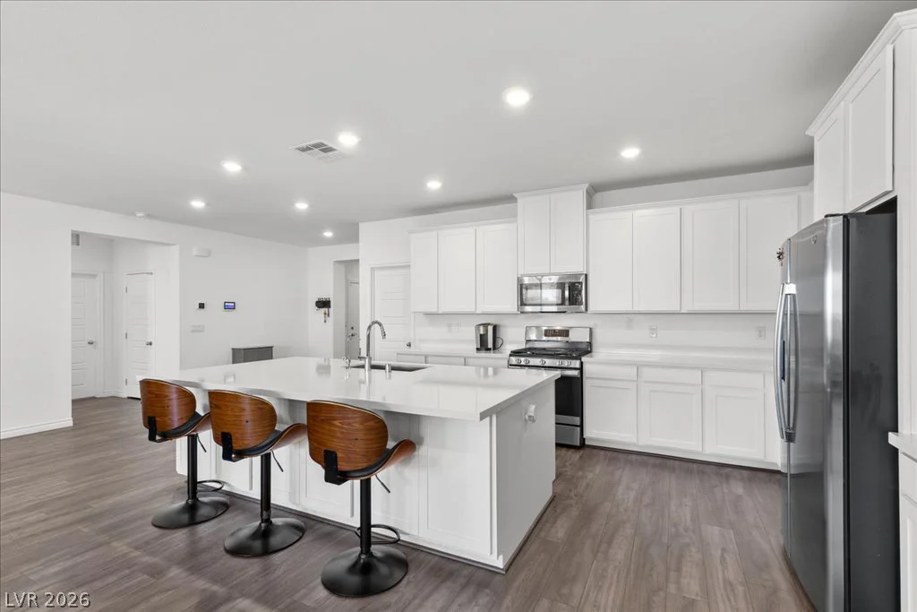10006 Joshua Foothills, Las Vegas, NV 89178