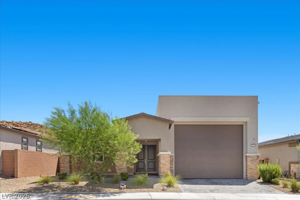 10006 Joshua Foothills, Las Vegas, NV 89178