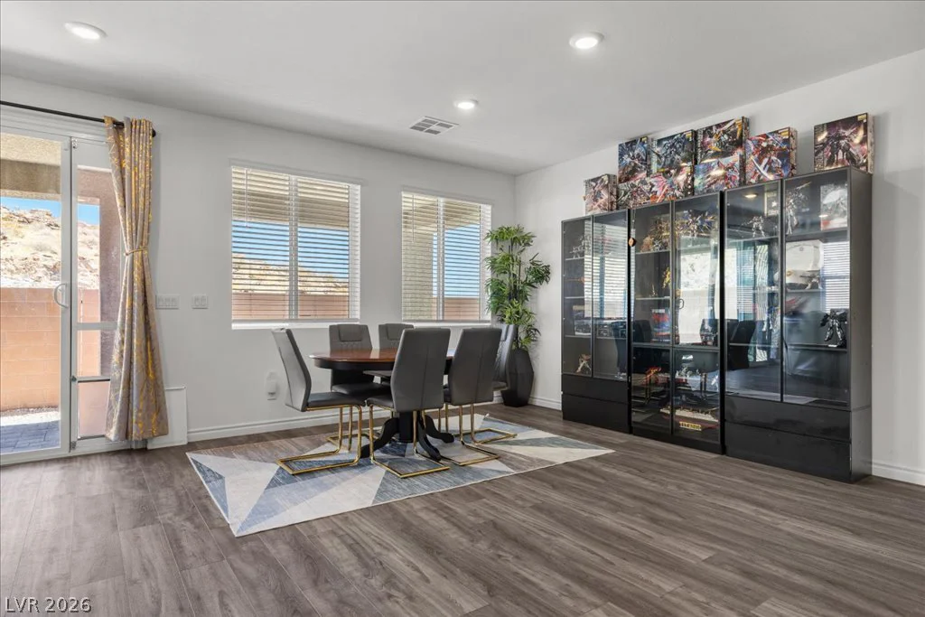 10006 Joshua Foothills, Las Vegas, NV 89178