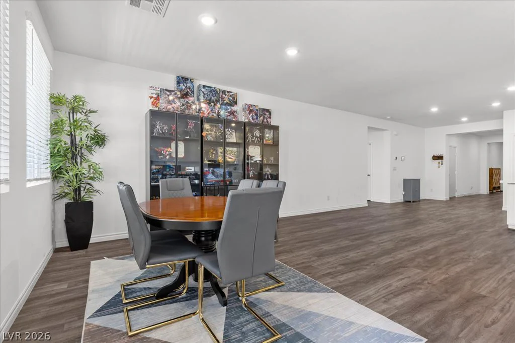 10006 Joshua Foothills, Las Vegas, NV 89178