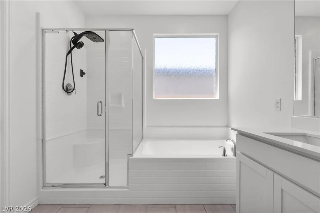 10006 Joshua Foothills, Las Vegas, NV 89178