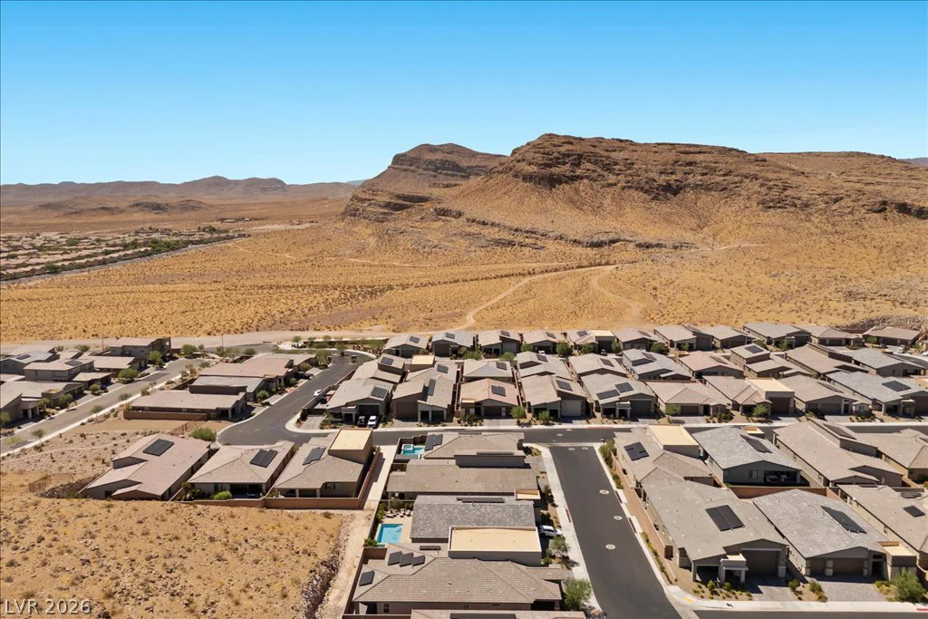 10006 Joshua Foothills, Las Vegas, NV 89178