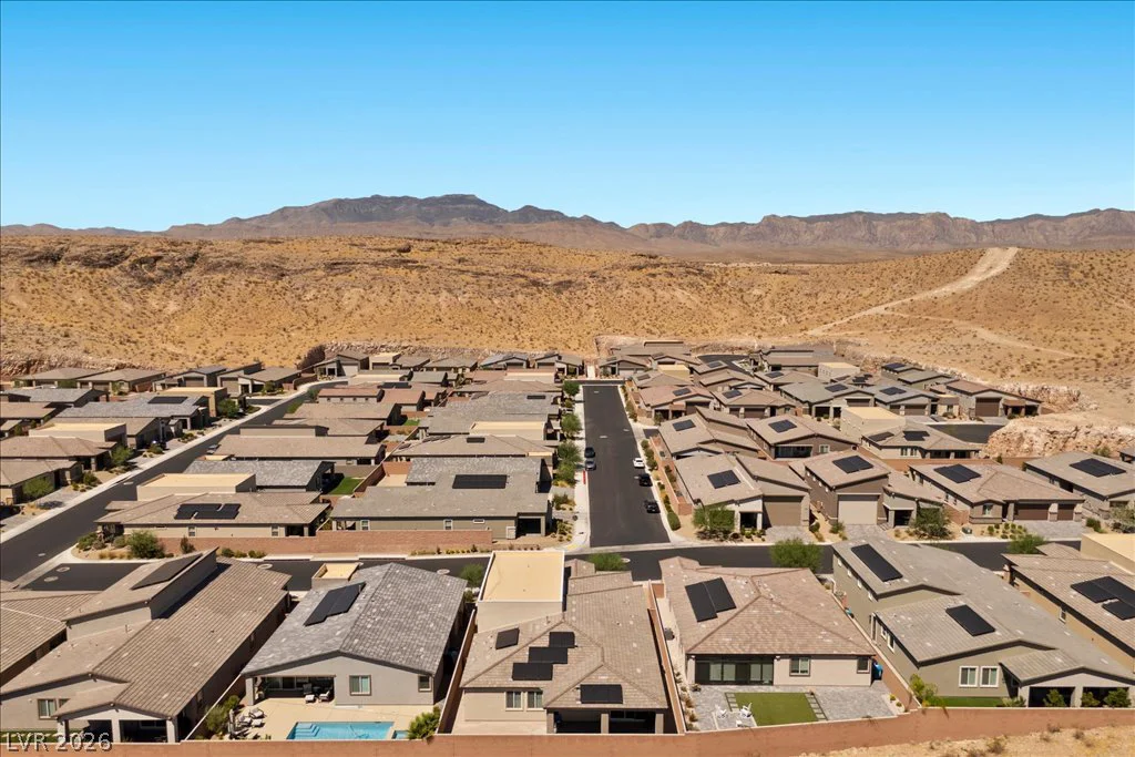 10006 Joshua Foothills, Las Vegas, NV 89178