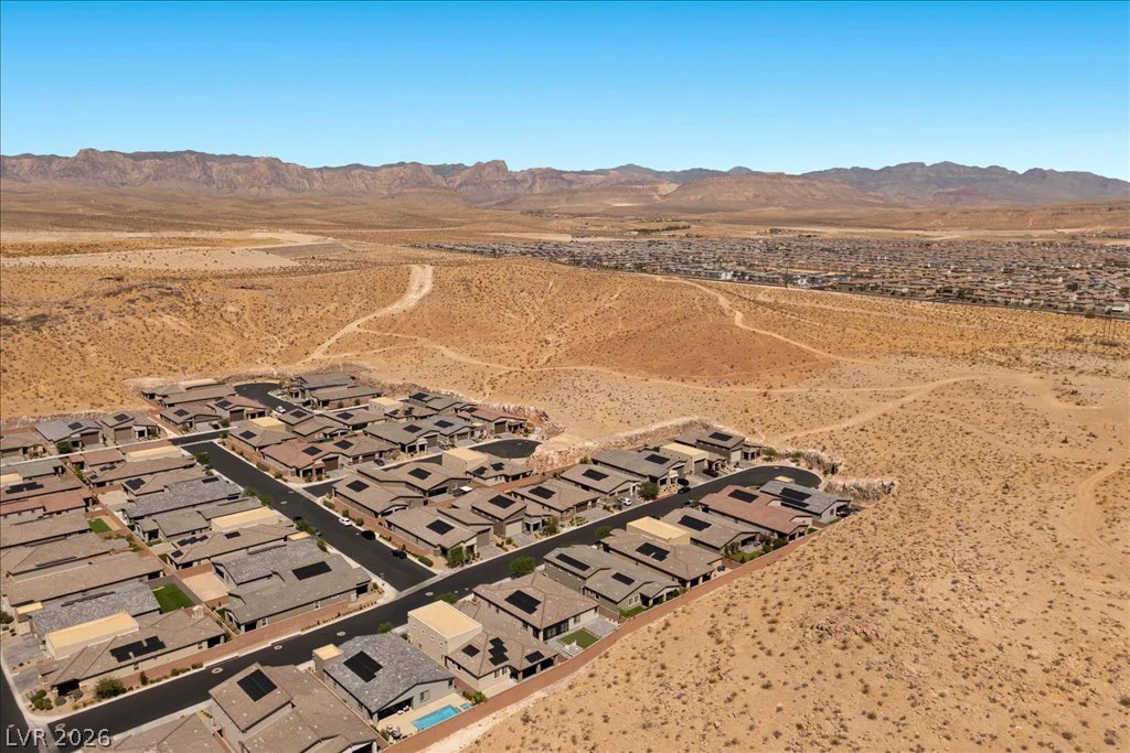 10006 Joshua Foothills, Las Vegas, NV 89178