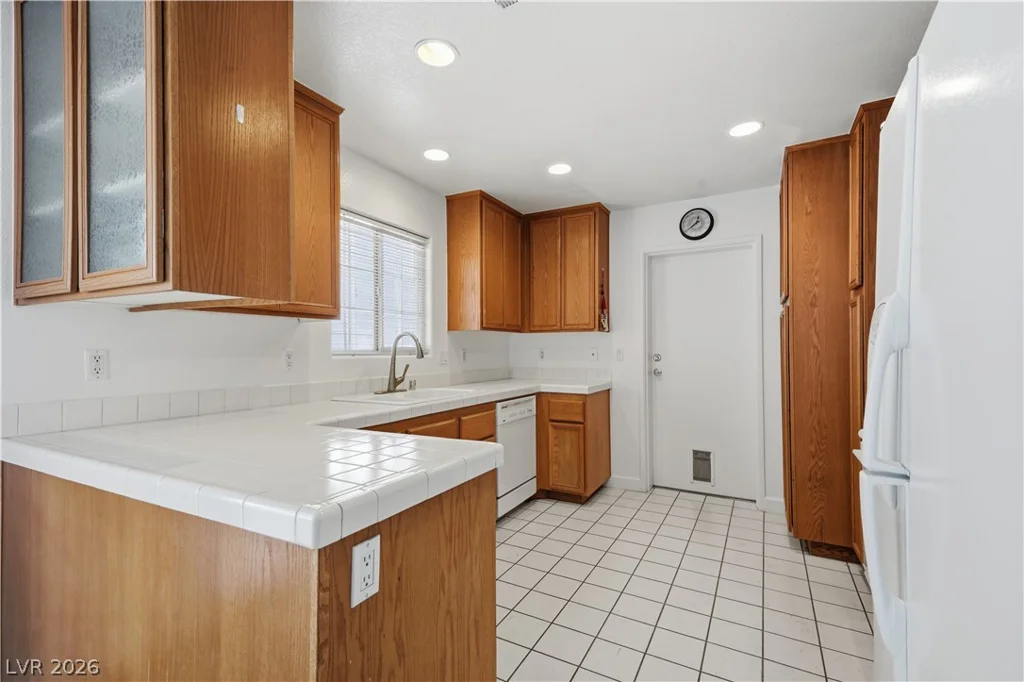 5449 Geneive, Las Vegas, NV 89108