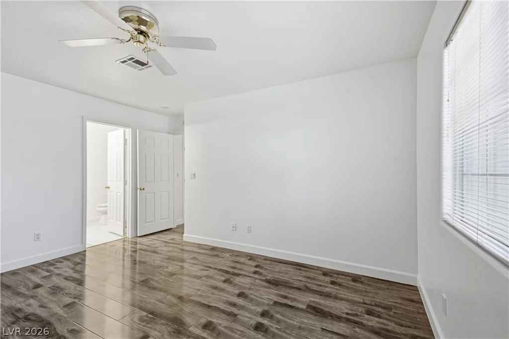 5449 Geneive, Las Vegas, NV 89108