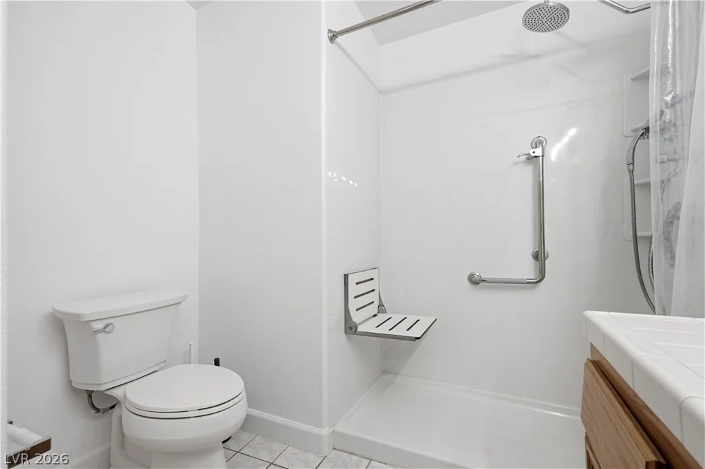 5449 Geneive, Las Vegas, NV 89108