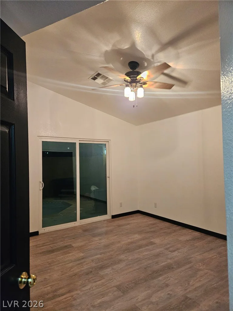 4440 Minaret, North Las Vegas, NV 89031