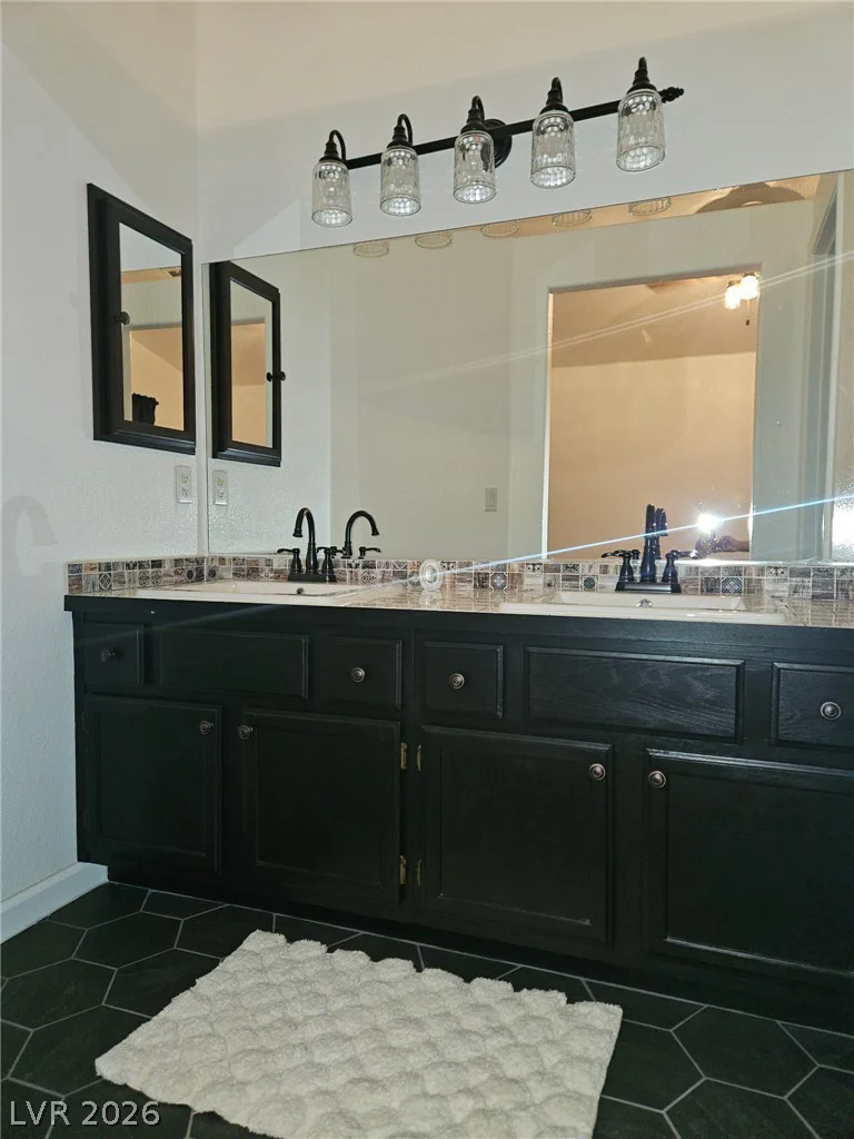 4440 Minaret, North Las Vegas, NV 89031