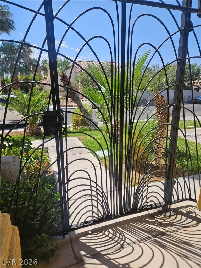 4440 Minaret, North Las Vegas, NV 89031