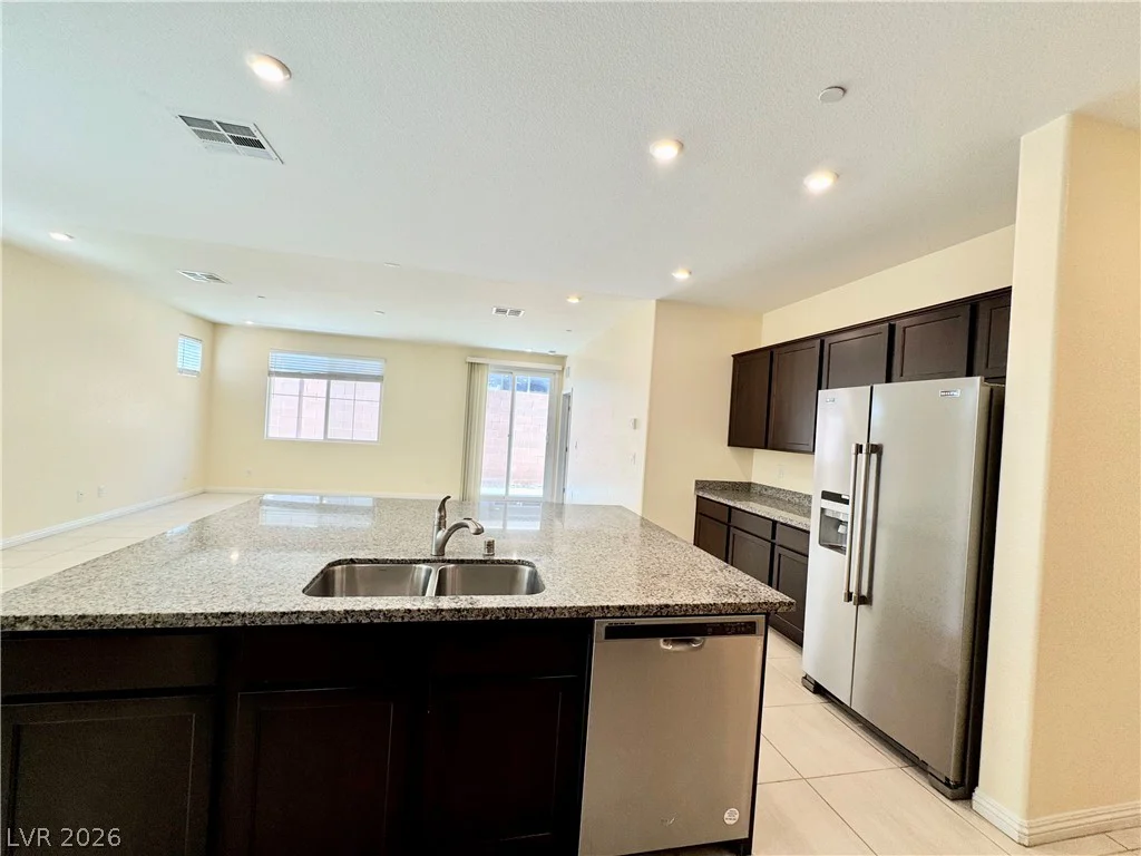 6088 Castle Gardens, Las Vegas, NV 89130