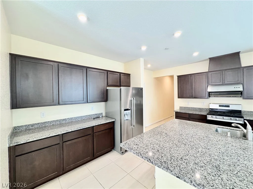 6088 Castle Gardens, Las Vegas, NV 89130