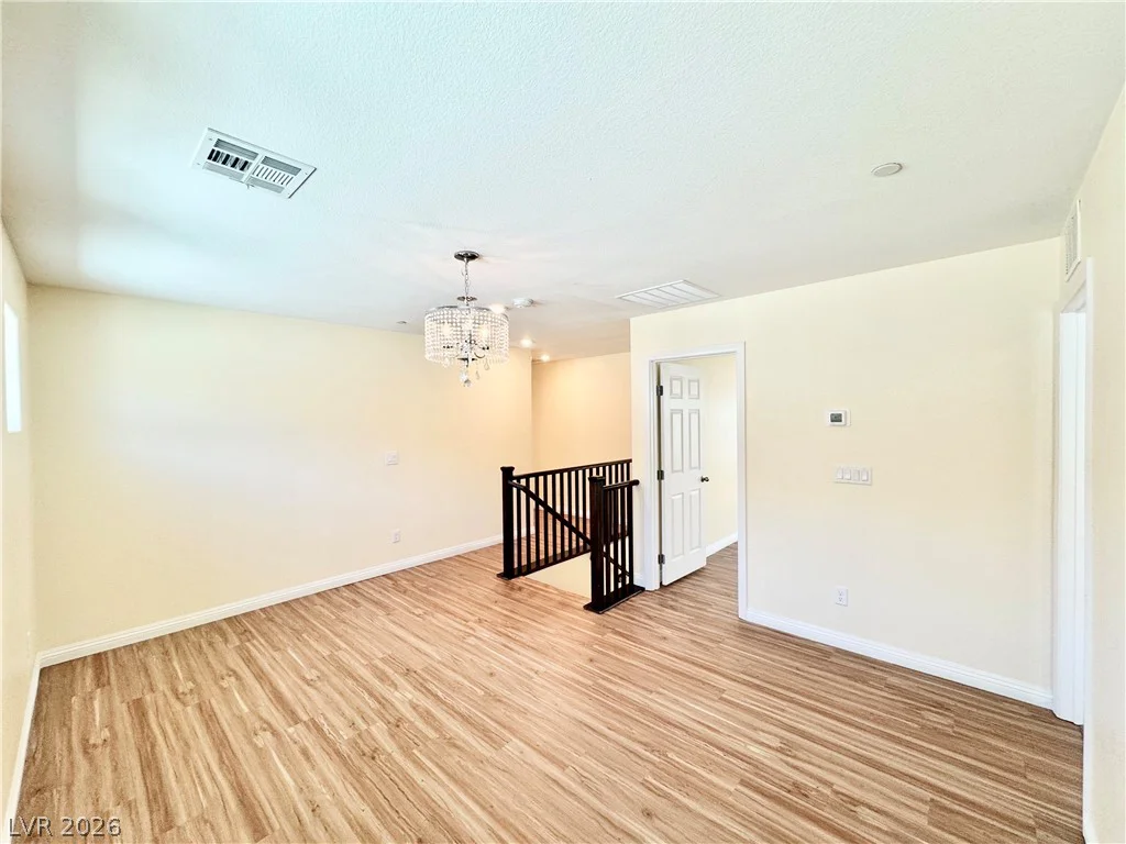 6088 Castle Gardens, Las Vegas, NV 89130