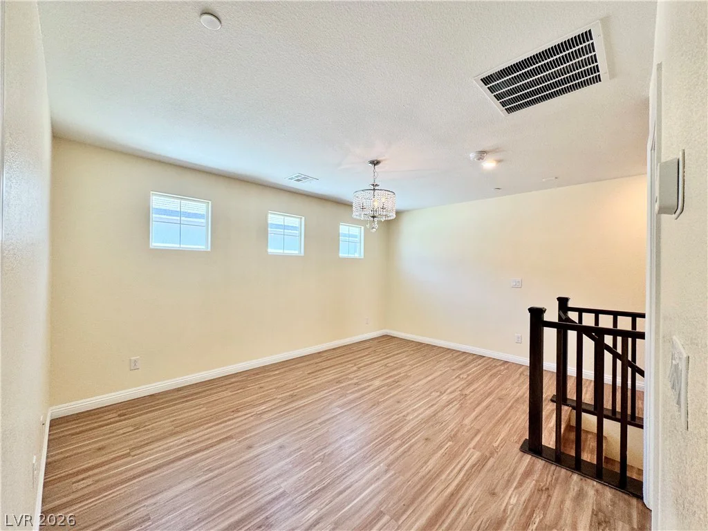 6088 Castle Gardens, Las Vegas, NV 89130