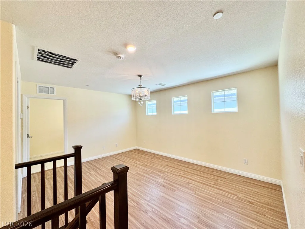 6088 Castle Gardens, Las Vegas, NV 89130