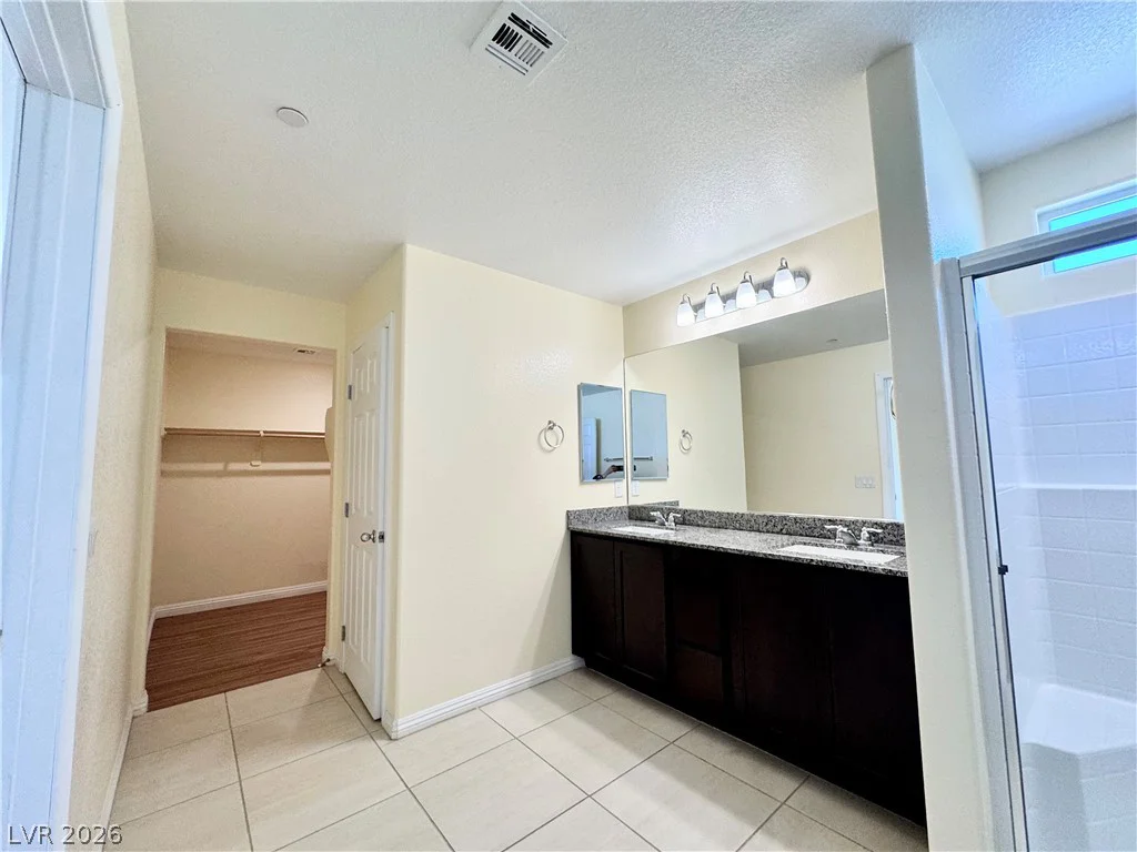 6088 Castle Gardens, Las Vegas, NV 89130