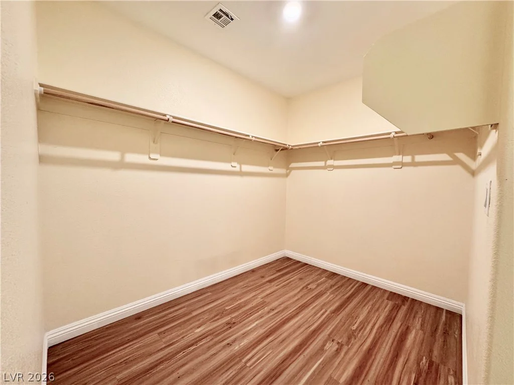 6088 Castle Gardens, Las Vegas, NV 89130
