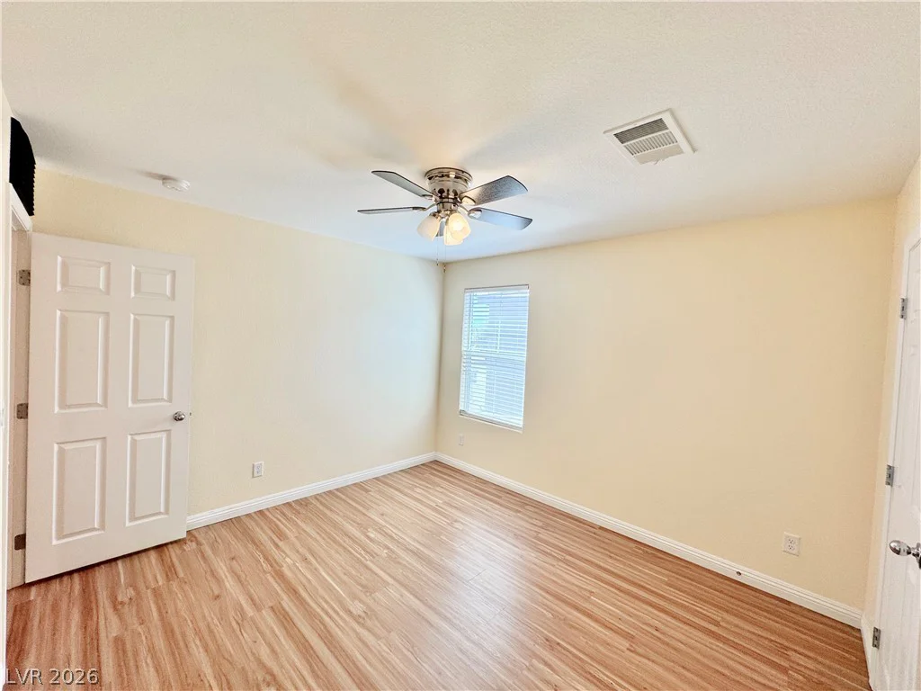 6088 Castle Gardens, Las Vegas, NV 89130