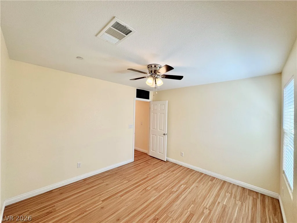 6088 Castle Gardens, Las Vegas, NV 89130