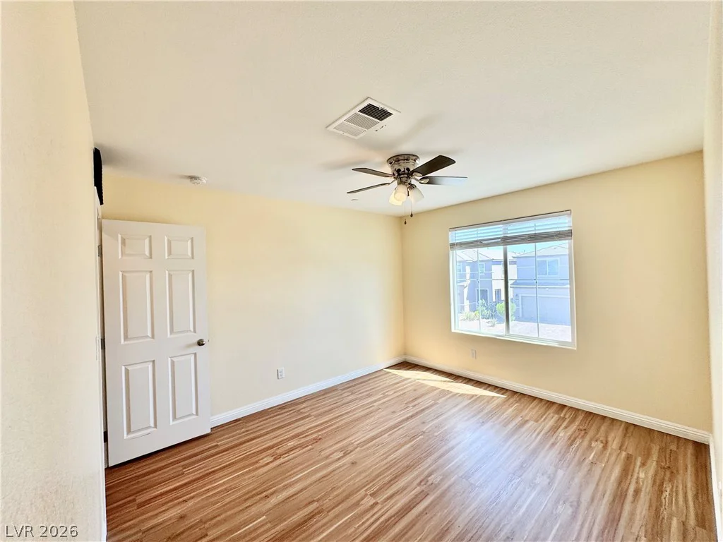 6088 Castle Gardens, Las Vegas, NV 89130